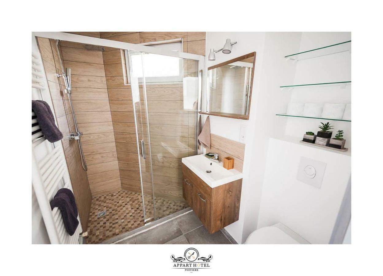 La Suite T2 40M2 Avec Terrasse 1Ch-4Pers Appart Hotel 푸아티에 외부 사진